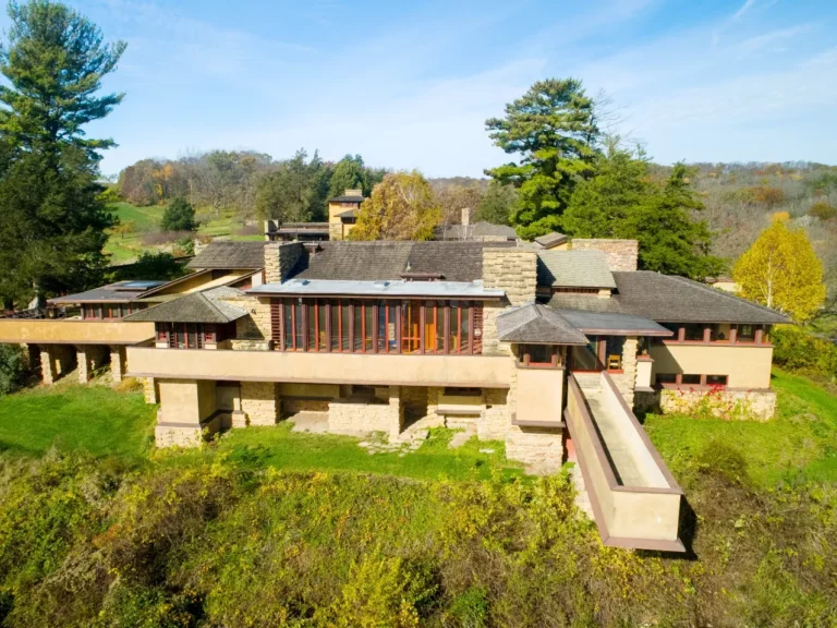 Complete Guide to Taliesin Preservation Tour Tickets and Frank Lloyd Wright Architecture Experience